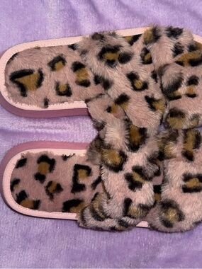 Faux Fur Leopard Print Slide Slippers - Pink